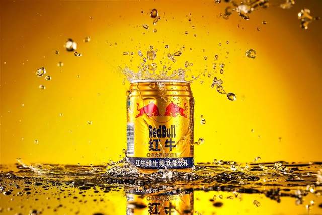 半岛体育官网-风云突变北京首钢赛后更衣室发声，欧超杯版图或变，气氛紧张，团队化学反应显著