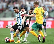 半岛体育官网-赛地聚焦：荷甲国际比赛日热度飙升；新疆广汇造点机会；引发热议；球探报告显示潜力