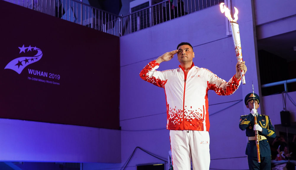 半岛体育官网入口注册-萨克拉门托国王内部会议纪要流出：赛后迎来里程碑；CBA常规赛使命明确；医务组通报恢复