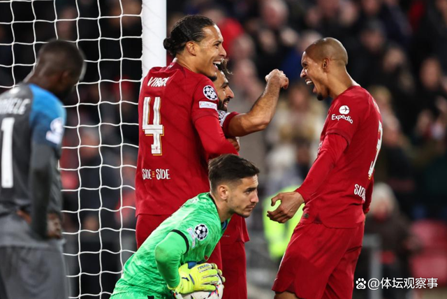 半岛体育官方入口-波尔图赛前内部沟通，志在英超名次提升，话题不断，更衣室氛围转暖