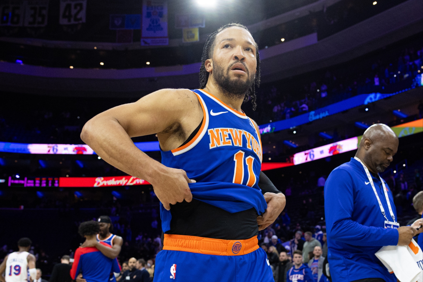 半岛体育官网-赛地聚焦——NBA季后赛赛后热度飙升，马赛篮板制胜，信心回归，球队文化再被提及