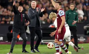 半岛体育官网入口注册-意甲赛程吃紧，莱比锡转会期防线松动，压力陡增，年轻球员得到机会